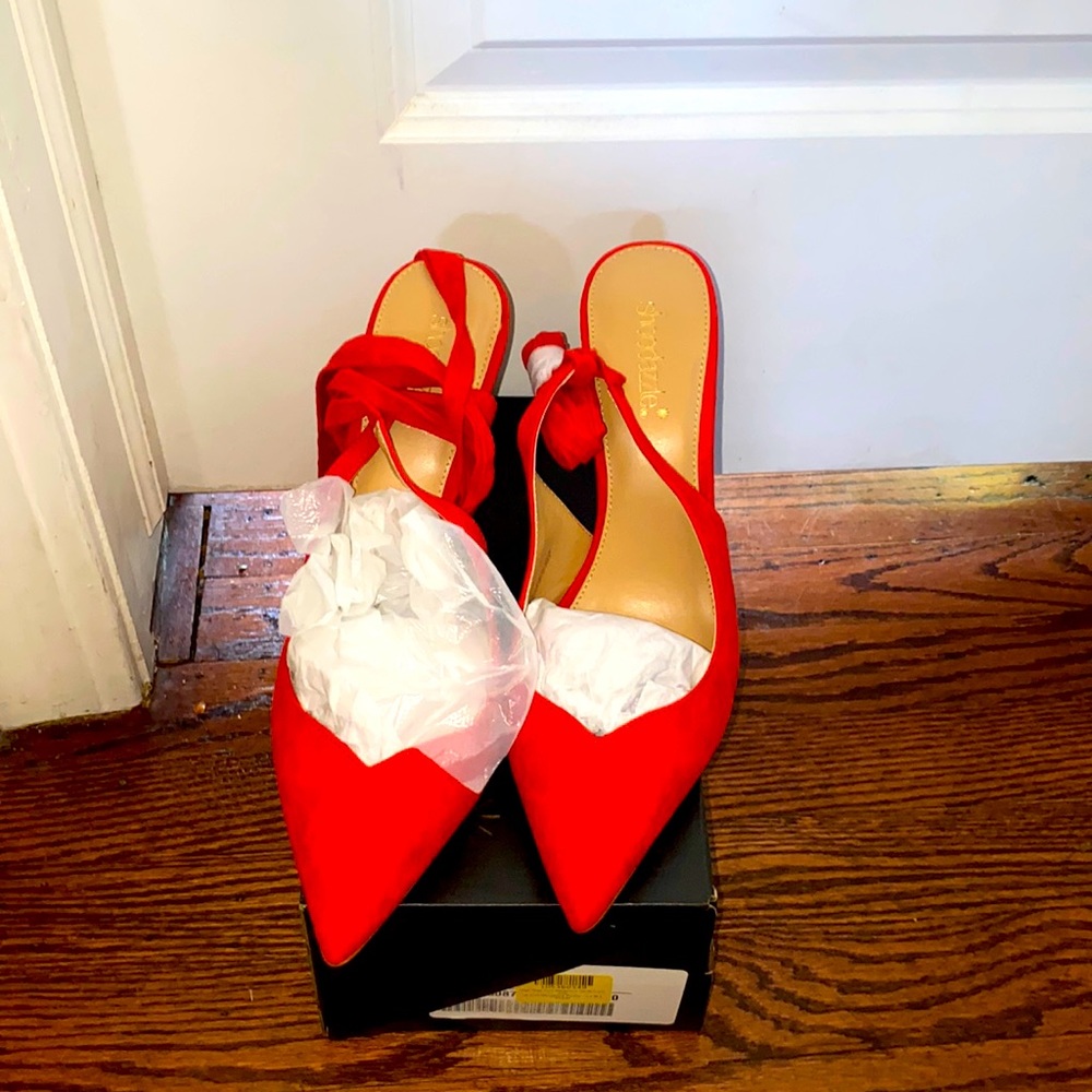 Brand new Red Megaera Tie Accent Slingback Pump